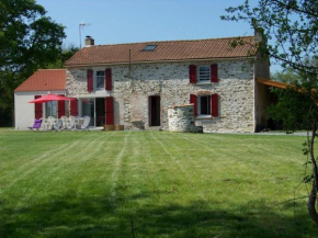 Gîte La Roche-sur-Yon, 5 pièces, 10 personnes - FR-1-426-157